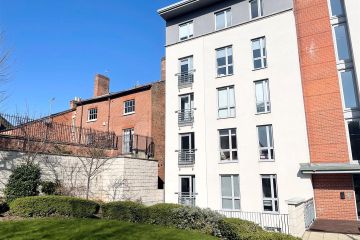 Ropewalk Court